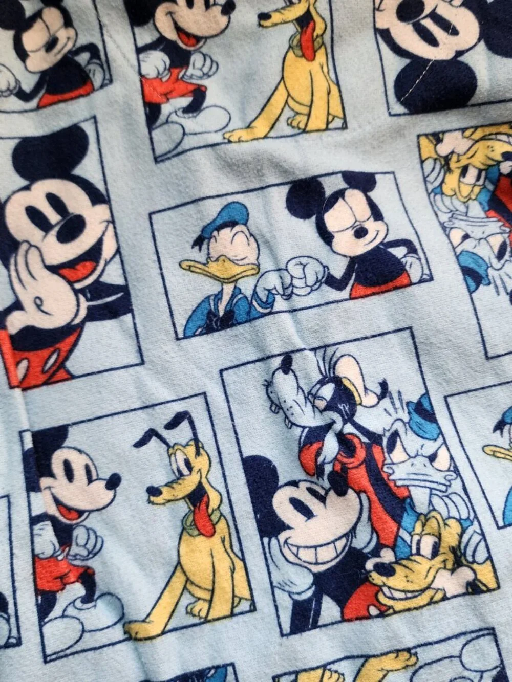 10/$10 - Mickey Mouse & Friends Flannel Pajama Top